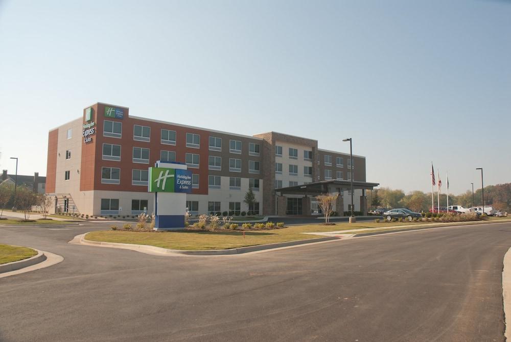Holiday Inn Express Hotel & Suites Decatur Exterior foto